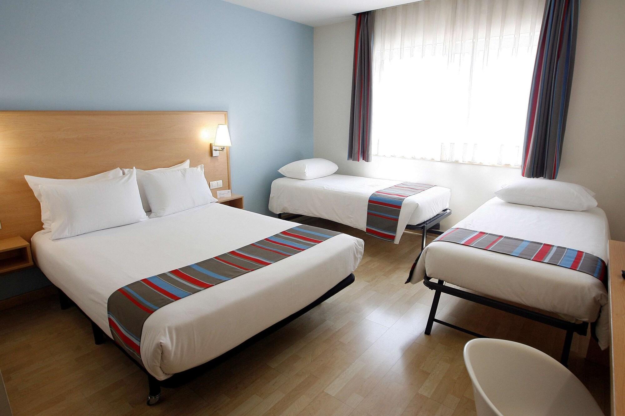 Travelodge Torrelaguna Madri Exterior foto