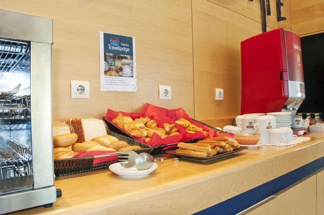 Travelodge Torrelaguna Madri Restaurante foto