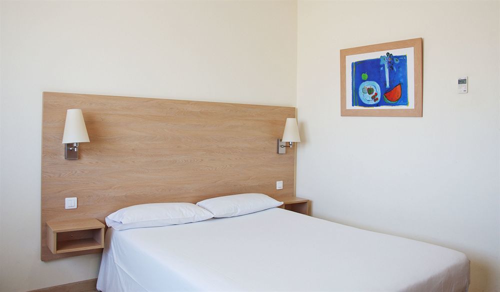 Travelodge Torrelaguna Madri Exterior foto